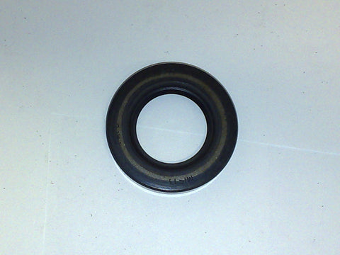 SEAL V8 AXLE SHAFT