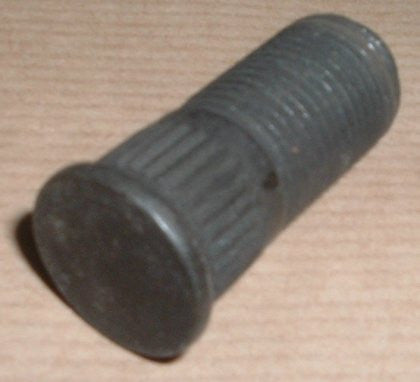 WHEEL STUD